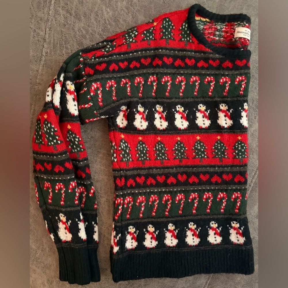 🎄Abercrombie & Fitch Holiday Sweater